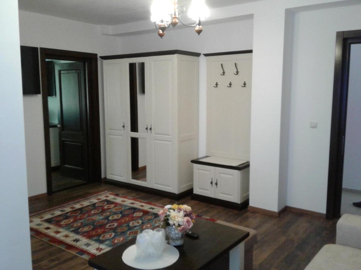 Pensiunea In Poiana Glod  Ngoại thất bức ảnh