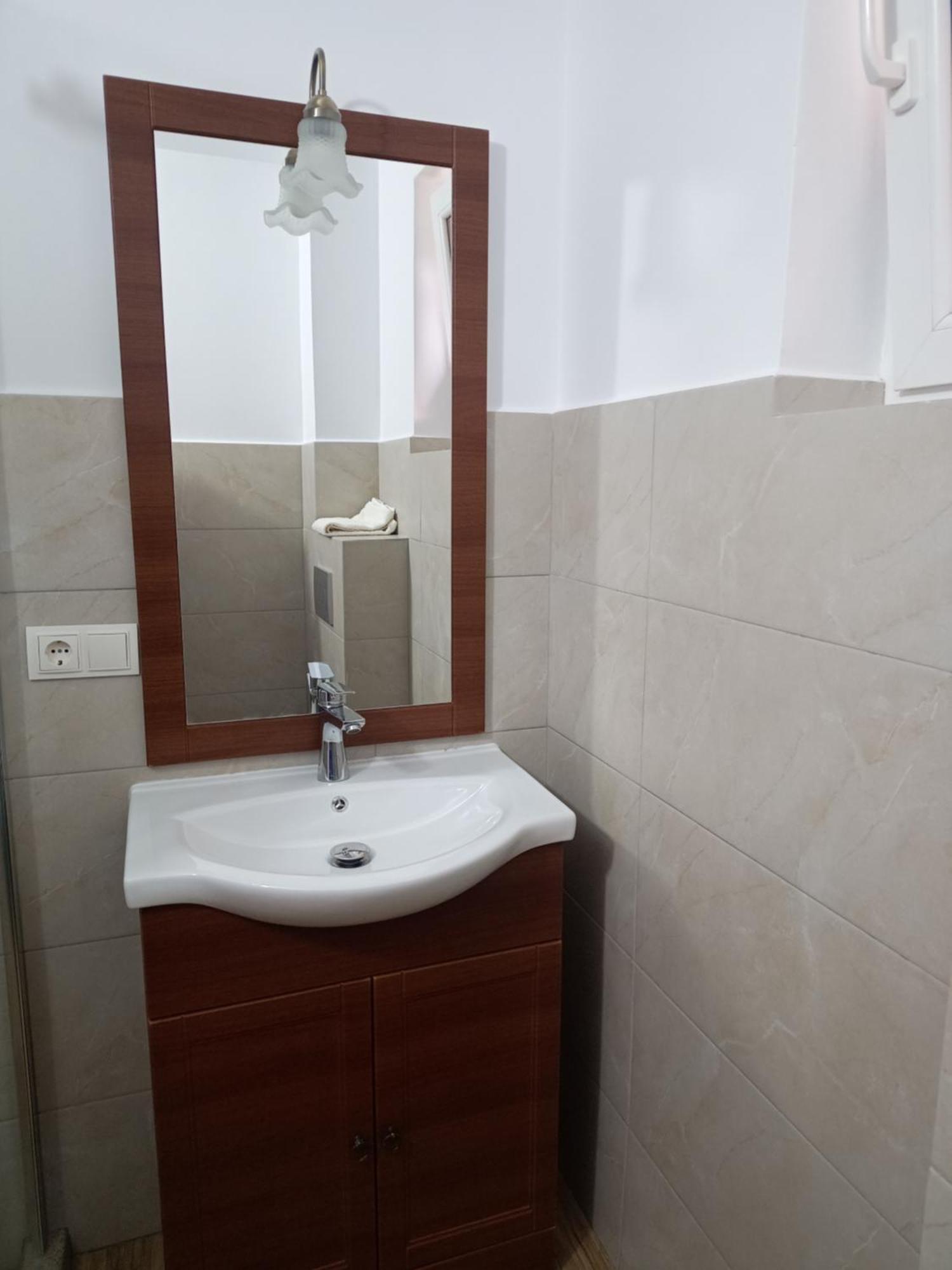 Pensiunea In Poiana Glod  Ngoại thất bức ảnh