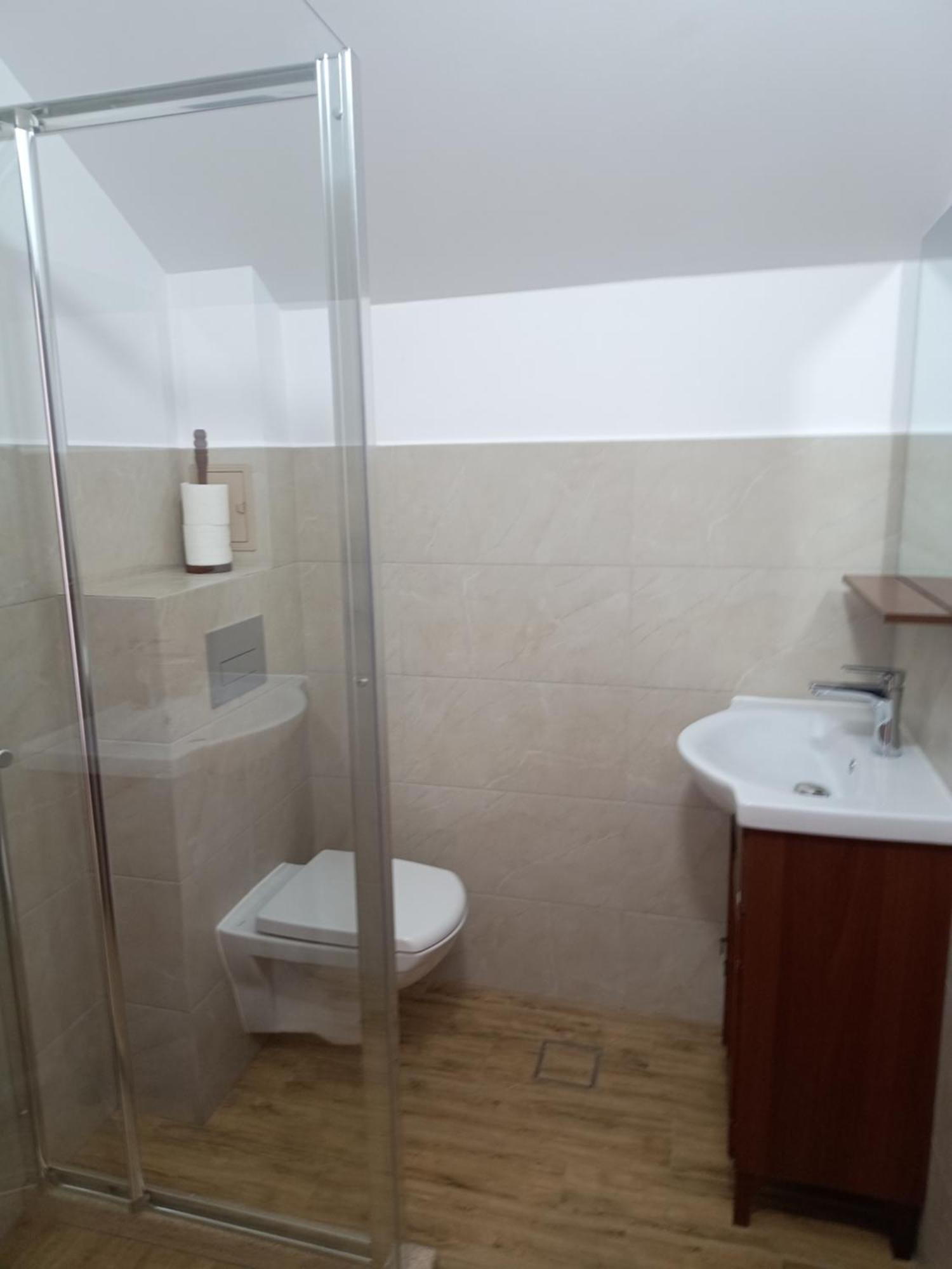 Pensiunea In Poiana Glod  Ngoại thất bức ảnh